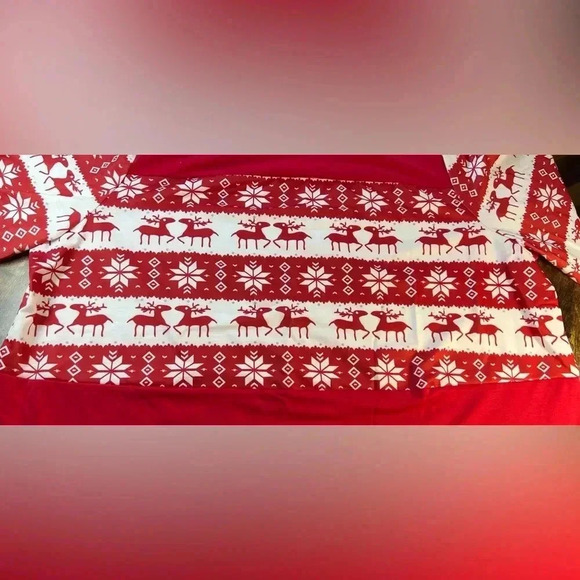 SHEIN Curve | ladies plus size reindeer holiday top. Size: 3XL - Picture 9 of 11